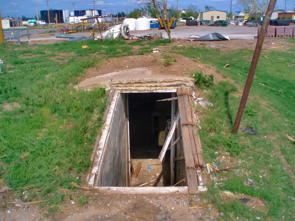Request] Underground Bunker Bases? : h1z1