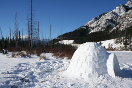 snow-igloo-house-by-Banff-Lake-Louise.jpg