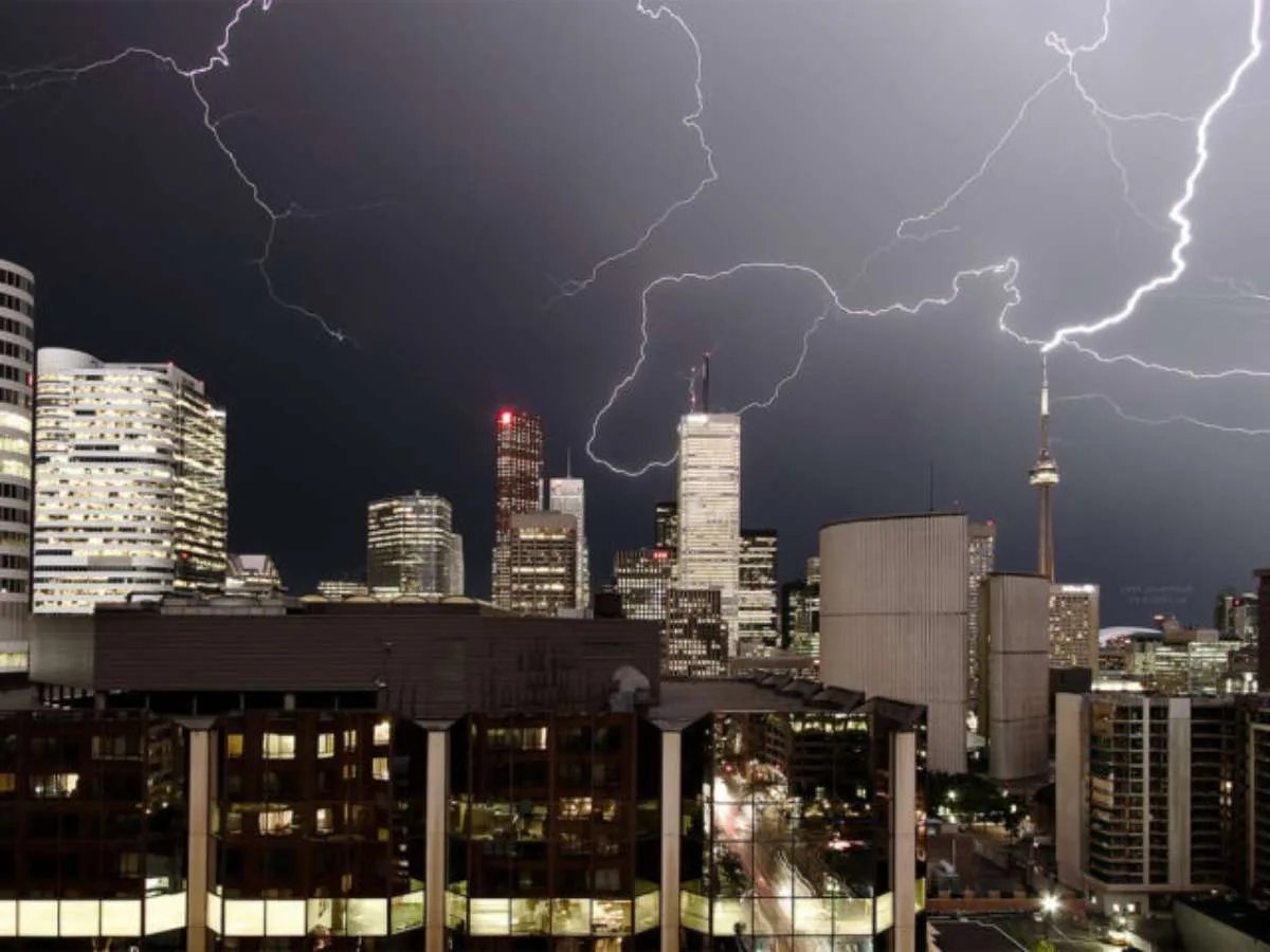 A picture of lightning striking in Toronto. 