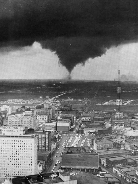 This tornado developed in Oak Cliff (near Dallas) in 1957. 