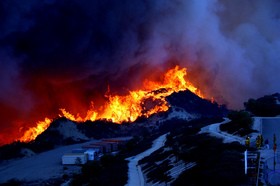 wildfire-fire-wall-by-cnynfreelancer.jpg
